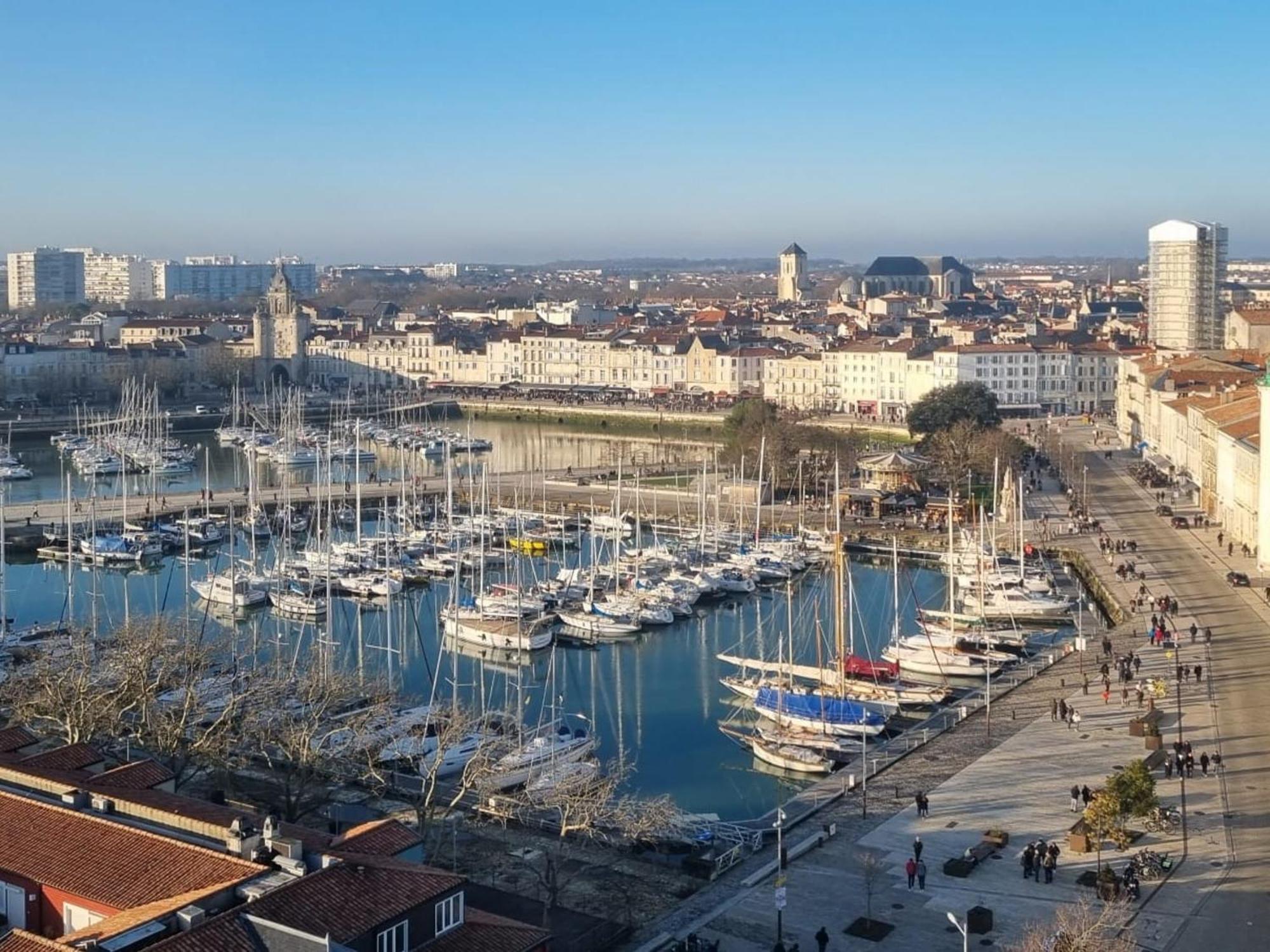 Charmant Studio 37M2 Centre-Ville La Rochelle, Proche Vieux Port, Equipe Pour 2/3 Personnes - Fr-1-535-40 La Rochelle  Exterior photo